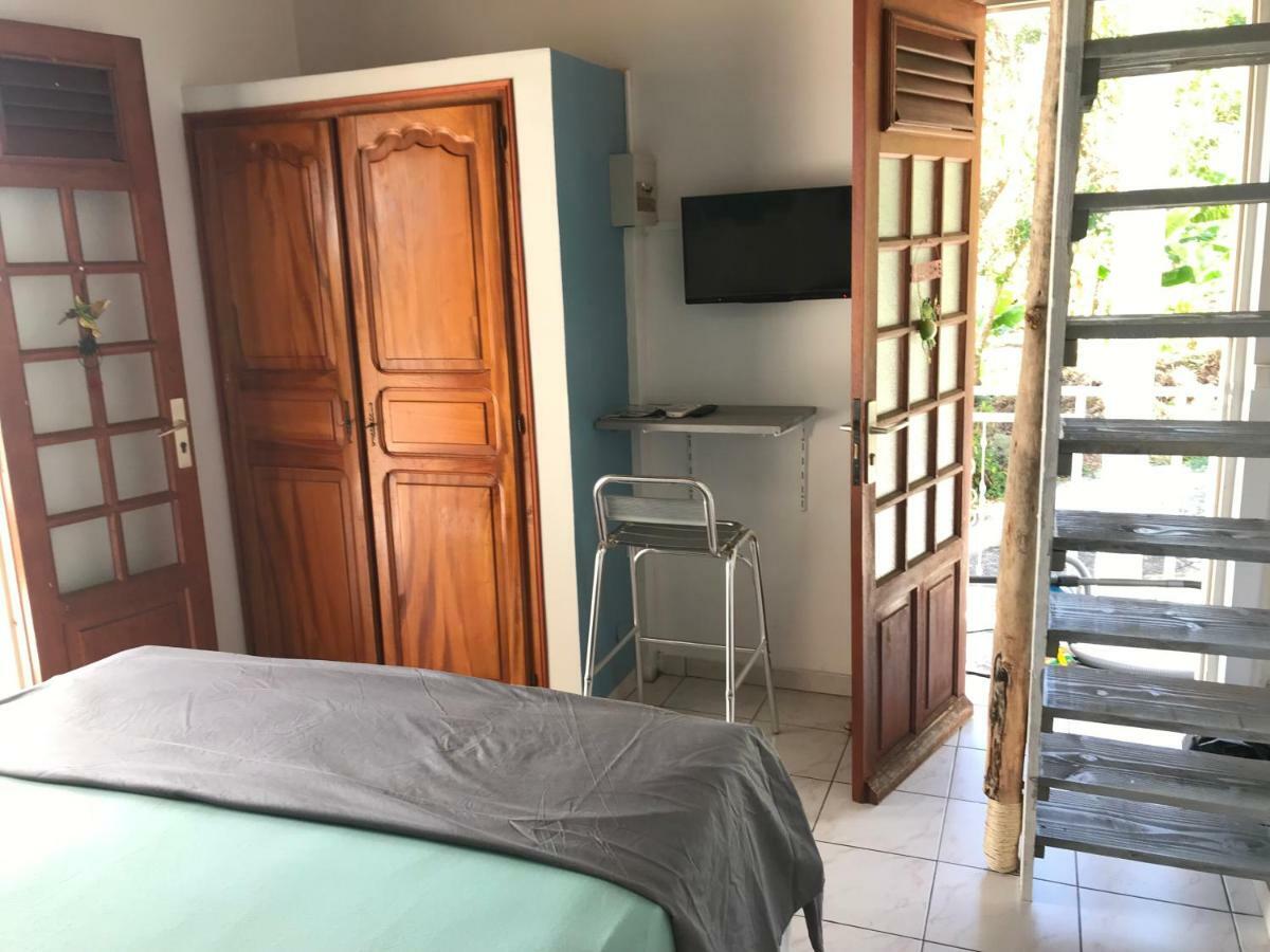 Le Repaire Des Caraibes Apartment Trois-Rivieres Bagian luar foto