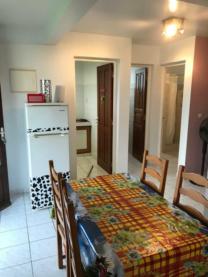 Le Repaire Des Caraibes Apartment Trois-Rivieres Bagian luar foto