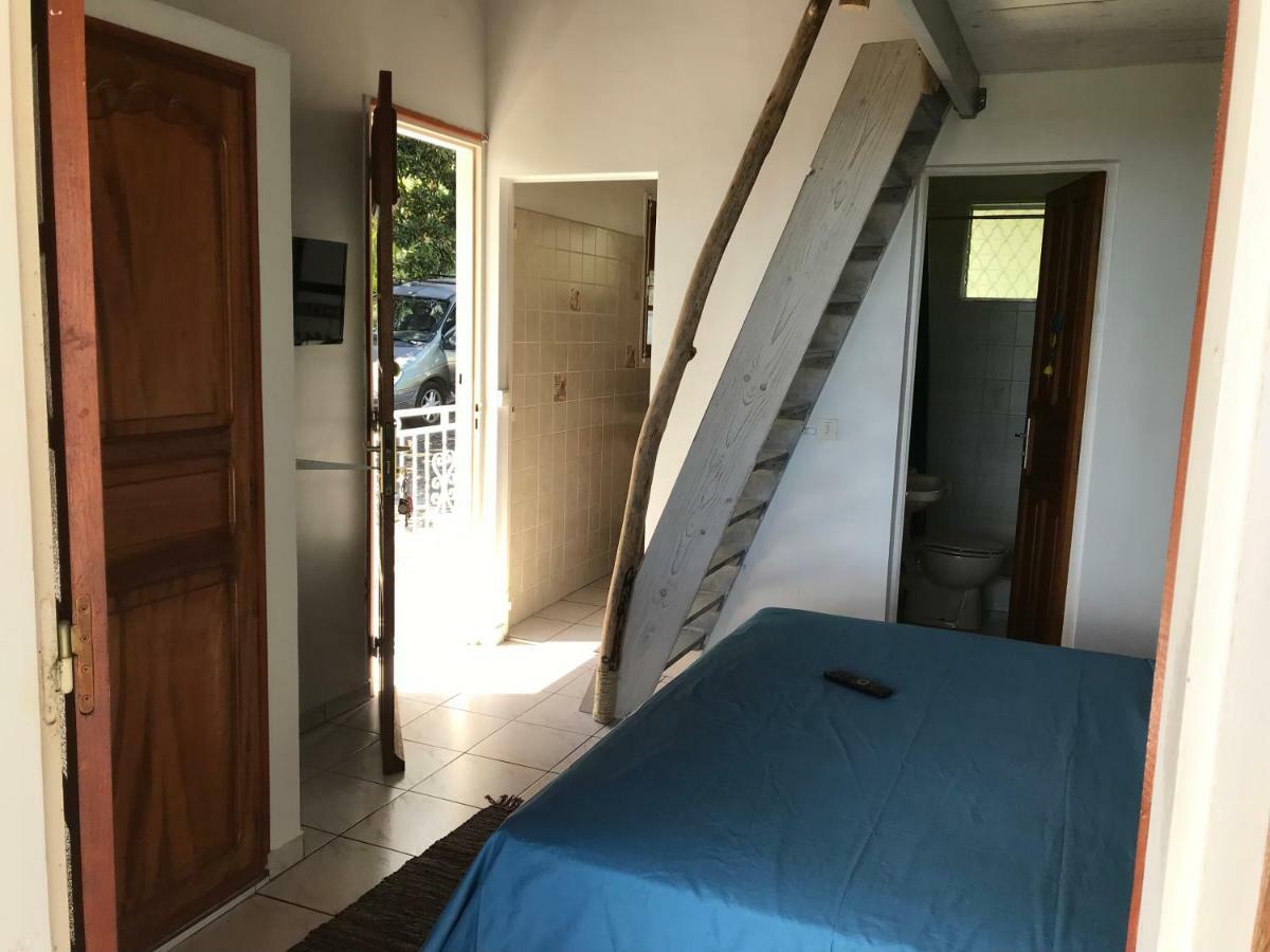 Le Repaire Des Caraibes Apartment Trois-Rivieres Bagian luar foto
